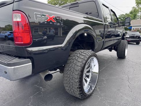 Used 2011 Ford F250 Lariat w/ Lariat Interior Pkg AWD/4WD image 24
