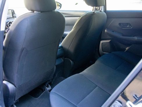 Used 2024 Nissan Sentra S FWD image 11