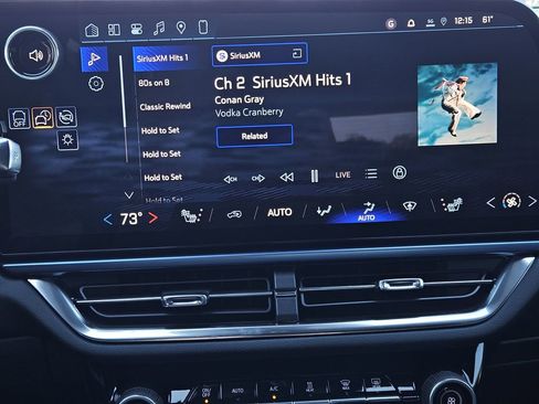 New 2026 Chevrolet Equinox EV LT image 12