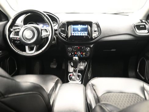 Used 2018 Jeep Compass Latitude w/ Popular Equipment Group image 12