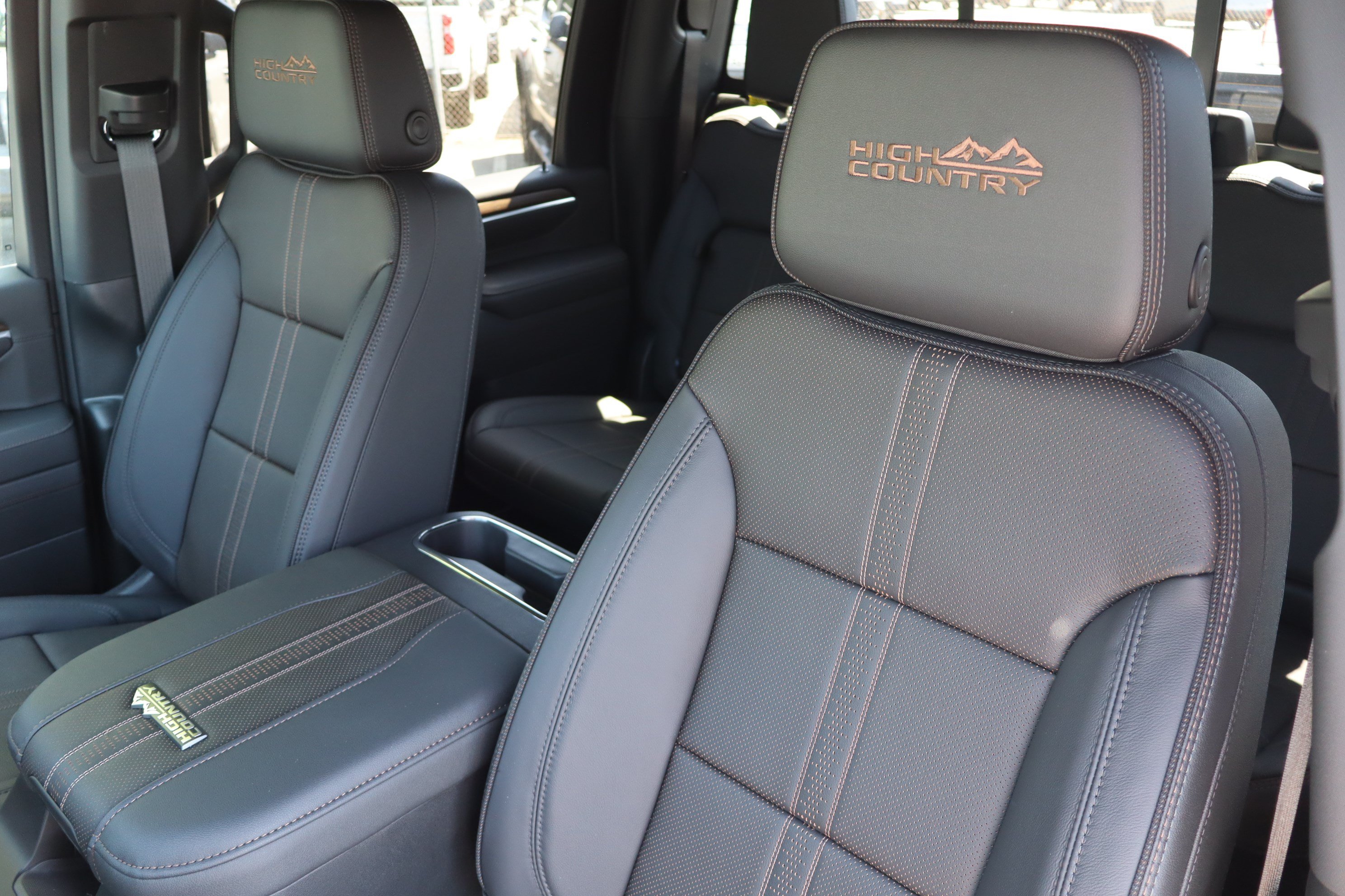 New 2026 Chevrolet Silverado 2500 High Country w/ High Country Premium Package AWD/4WD image 16