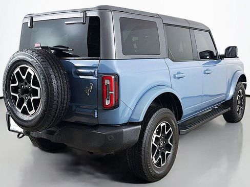 Used 2023 Ford Bronco Outer Banks image 9