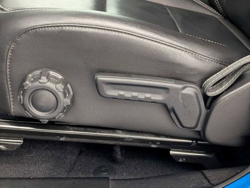 Used 2023 Jeep Wrangler Sahara w/ Cold Weather Group image 17