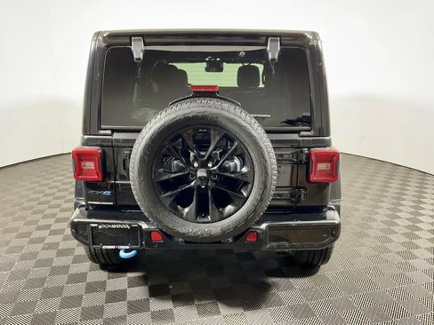 Used 2021 Jeep Wrangler Unlimited Sahara image 13