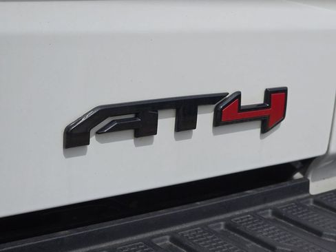 Used 2022 GMC Sierra 1500 AT4 w/ AT4 Premium Package AWD/4WD image 15