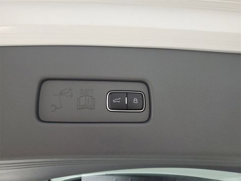 Used 2020 Lincoln Aviator Grand Touring w/ Class IV Trailer Tow Package image 7