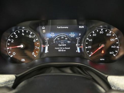 New 2025 Jeep Compass Latitude w/ Sun & Sound Group AWD/4WD image 4
