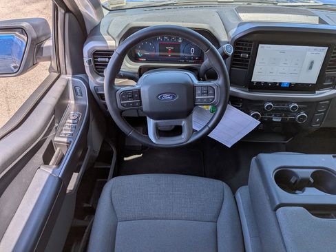 Used 2025 Ford F150 XLT w/ Equipment Group 301A Standard AWD/4WD image 17