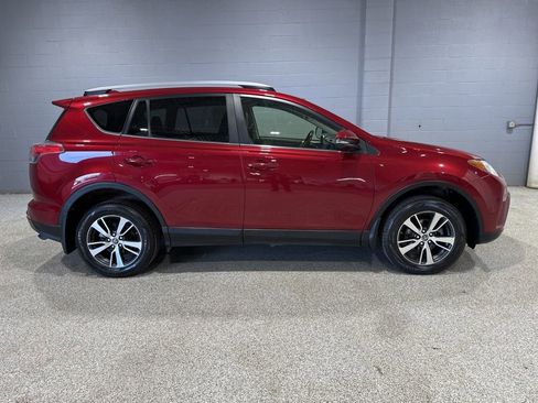 Used 2018 Toyota RAV4 XLE w/ Plus Extra Value Package image 2