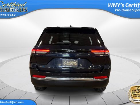 Used 2024 Jeep Grand Cherokee Limited 4xe AWD/4WD image 7