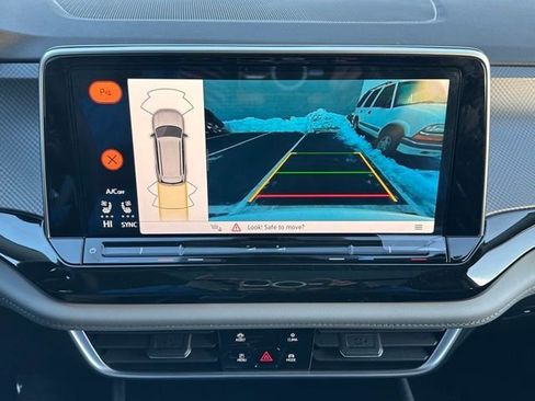 New 2026 Volkswagen Atlas Peak Edition AWD/4WD image 34
