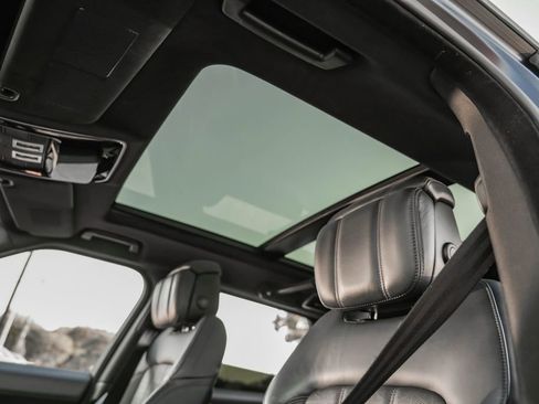 Used 2020 Land Rover Range Rover Sport Autobiography image 31