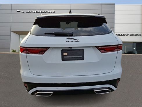 New 2025 Jaguar F-PACE R-Dynamic S image 7