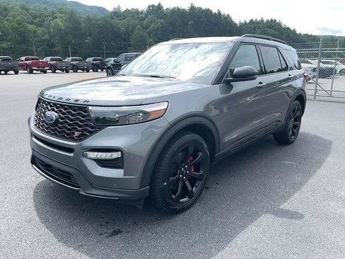 Certified 2024 Ford Explorer ST w/ Equipment Group 401A AWD/4WD image 2