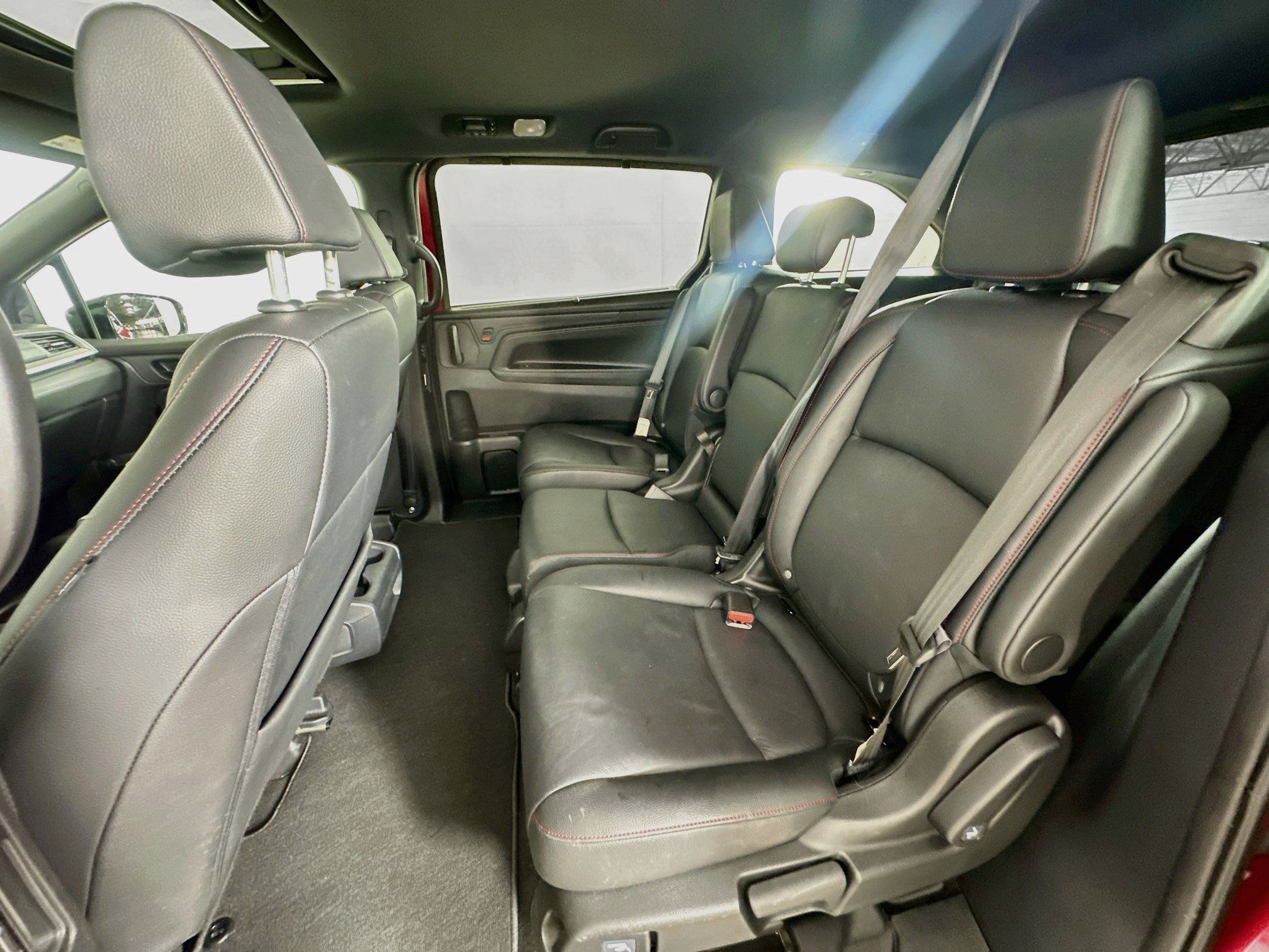 Used 2025 Honda Odyssey Sport-L image 28