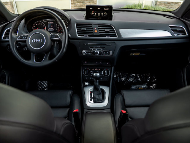 Used 2018 Audi Q3 2.0T Premium w/ Convenience Package FWD image 23