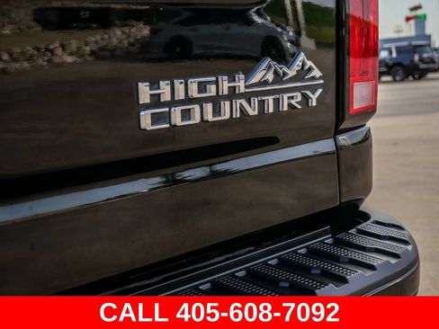 Used 2024 Chevrolet Silverado 2500 High Country w/ High Country Premium Package AWD/4WD image 19