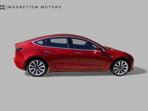 Used 2018 Tesla Model 3 Long Range image 3