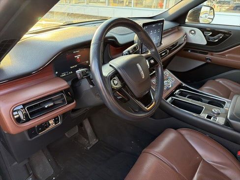 Used 2023 Lincoln Aviator Reserve w/ Equipment Group 201A image 13