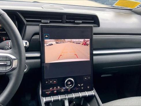 Used 2025 GMC Terrain Elevation image 5