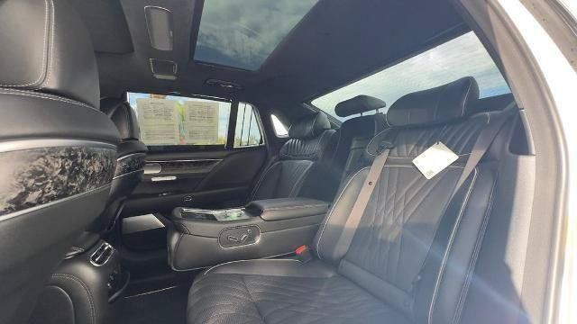 Used 2024 Genesis G90 3.5T AWD/4WD image 10