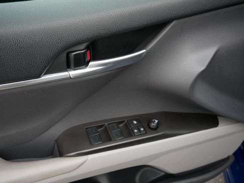 Certified 2024 Toyota Camry SE w/ Convenience Package image 19