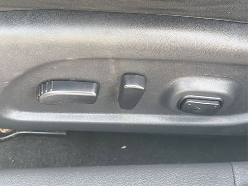 Used 2015 Nissan Altima 2.5 SV w/ Convenience Package image 31