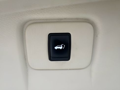 Used 2016 Nissan Murano SL w/ SL Technology Package AWD/4WD image 10