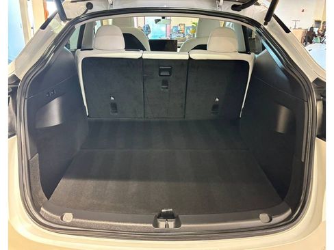 Used 2022 Tesla Model Y Performance image 16