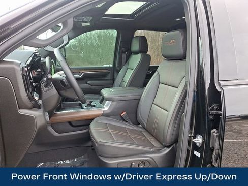 Used 2024 Chevrolet Silverado 2500 High Country w/ Midnight Edition image 17