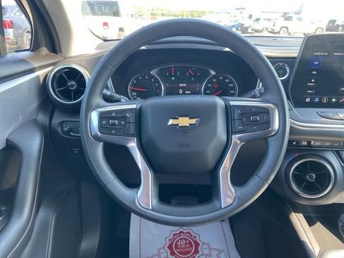 Used 2025 Chevrolet Blazer LT image 15