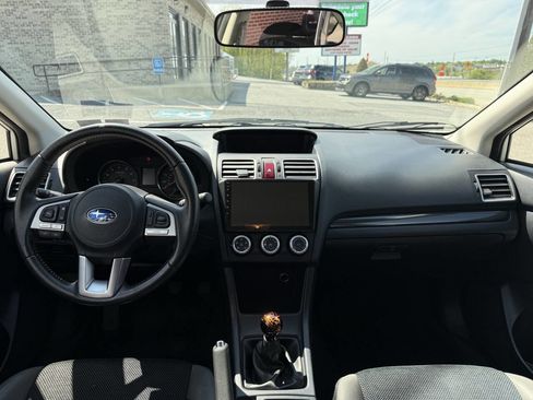 Used 2017 Subaru Crosstrek 2.0i Premium AWD/4WD image 23