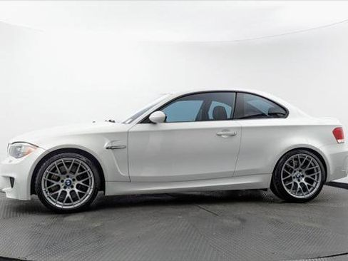Used 2011 BMW 1 Series M RWD image 4