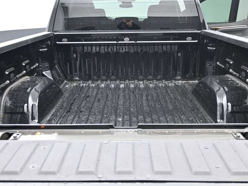 New 2026 GMC Sierra 1500 Elevation image 13