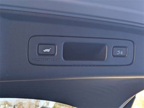 Certified 2025 Acura ADX A-Spec image 11