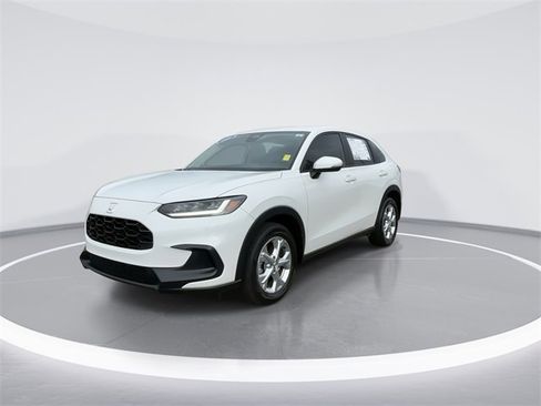 Used 2023 Honda HR-V LX image 4