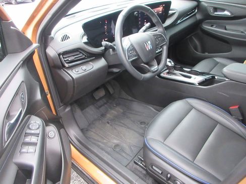 Certified 2024 Buick Envista Sport Touring w/ Convenience I Package image 13