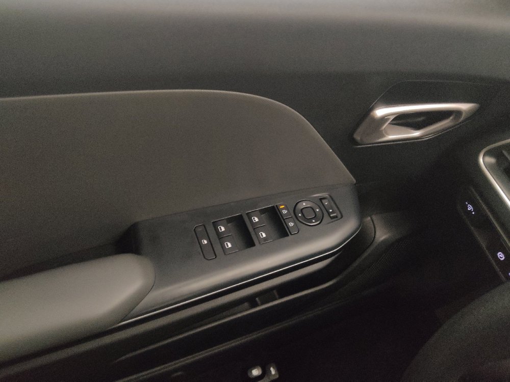 Used 2025 Kia K4 FWD image 27