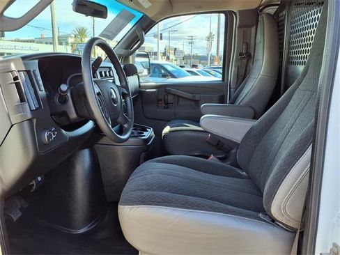 Used 2023 Chevrolet Express 2500 w/ Driver Convenience Package image 17