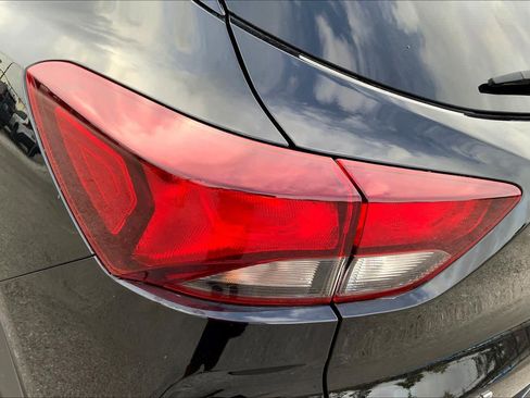 Used 2023 Chevrolet TrailBlazer LT image 27