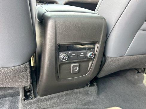 Certified 2024 Buick Enclave Essence w/ Experience Buick Package AWD/4WD image 32
