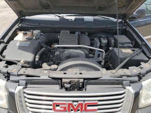 Used 2007 GMC Envoy SLE image 12