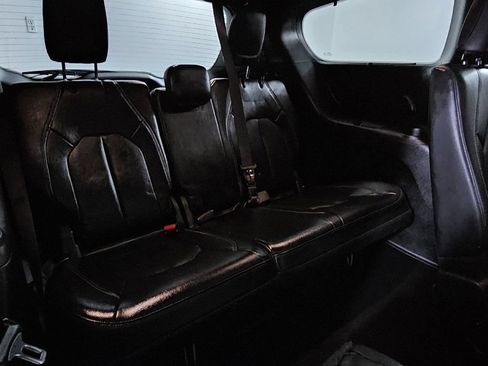 Used 2020 Chrysler Pacifica Touring-L Plus FWD image 20