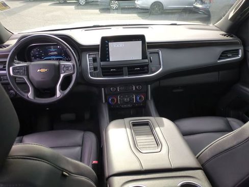 Used 2022 Chevrolet Suburban LT image 31