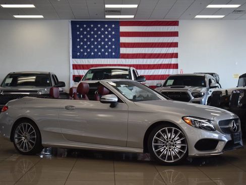 Used 2018 Mercedes-Benz C 300 Cabriolet image 2