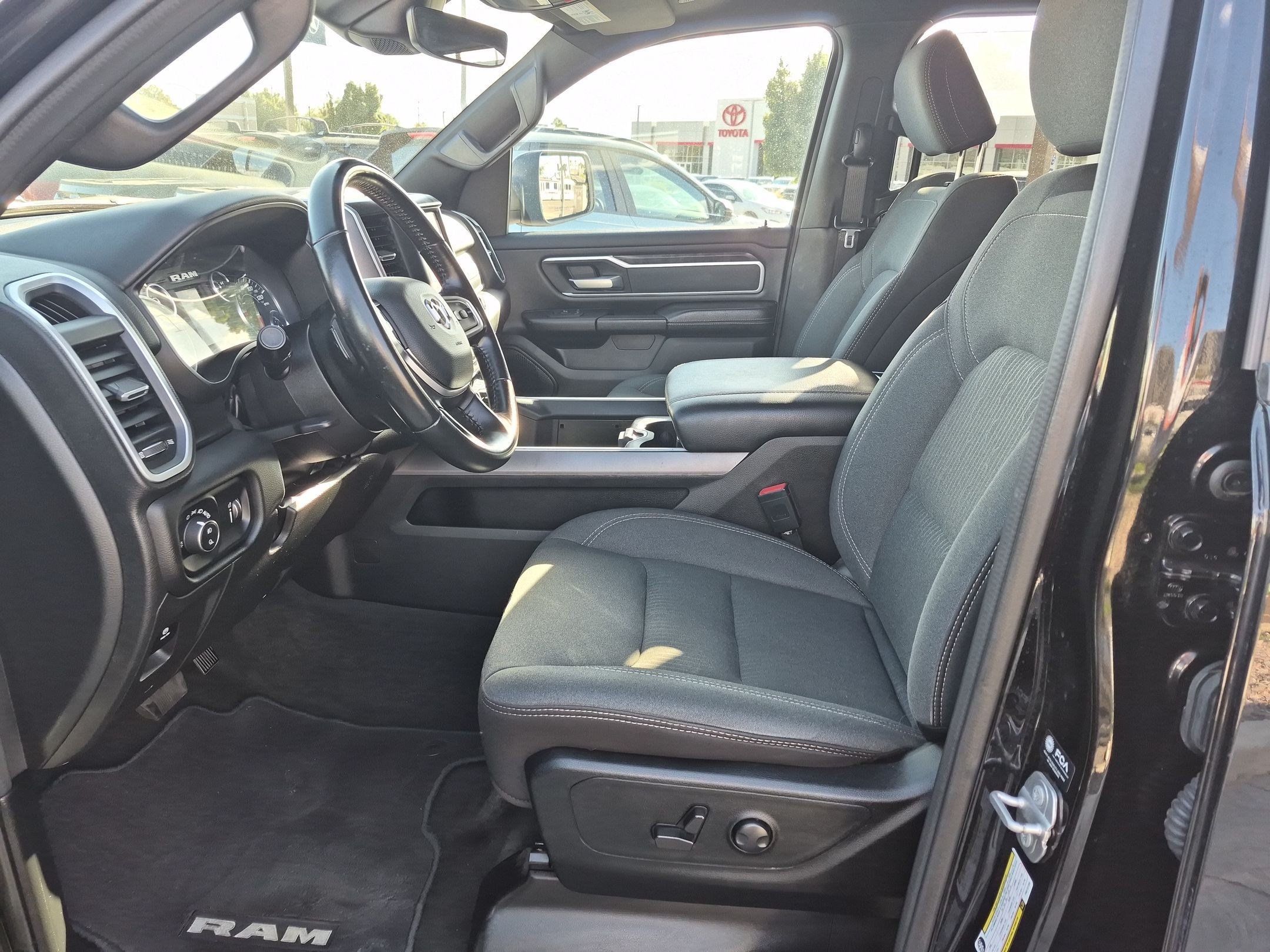 Used 2023 RAM 1500 Big Horn AWD/4WD image 17