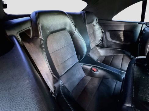 Used 2020 Ford Mustang GT Premium w/ Carbon Sport Interior Package RWD image 26