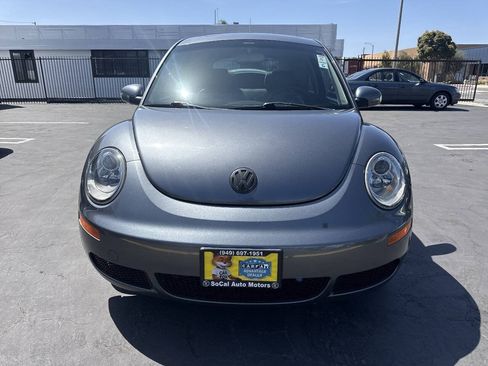Used 2007 Volkswagen Beetle Coupe w/ Package 1 FWD image 8