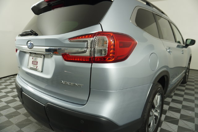 Certified 2025 Subaru Ascent Premium AWD/4WD image 13