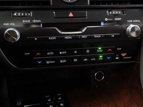 Used 2017 Lexus RX 350 AWD w/ Premium Package image 32